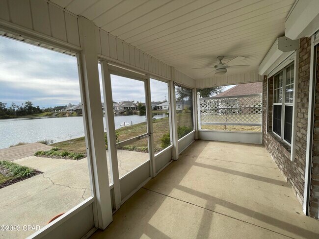 Building Photo - 114 Lakeridge Dr