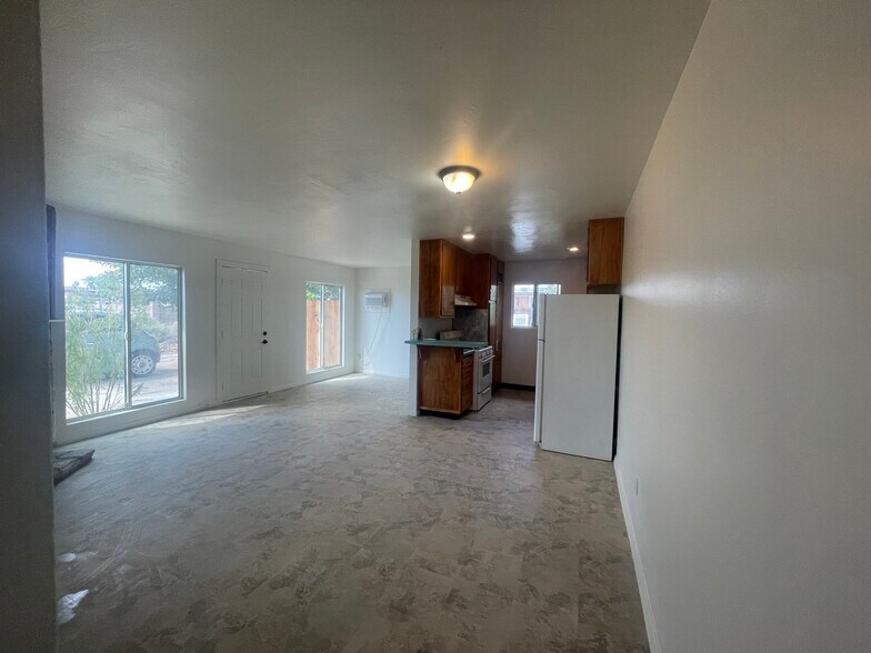 Great Room - 13429 Davenport St