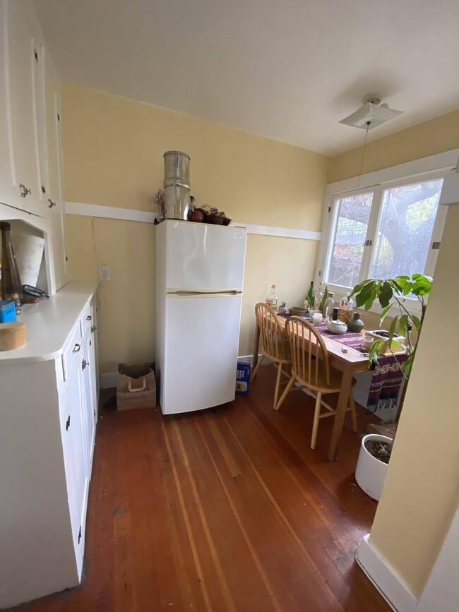 Dining Room - 420 El Centro St