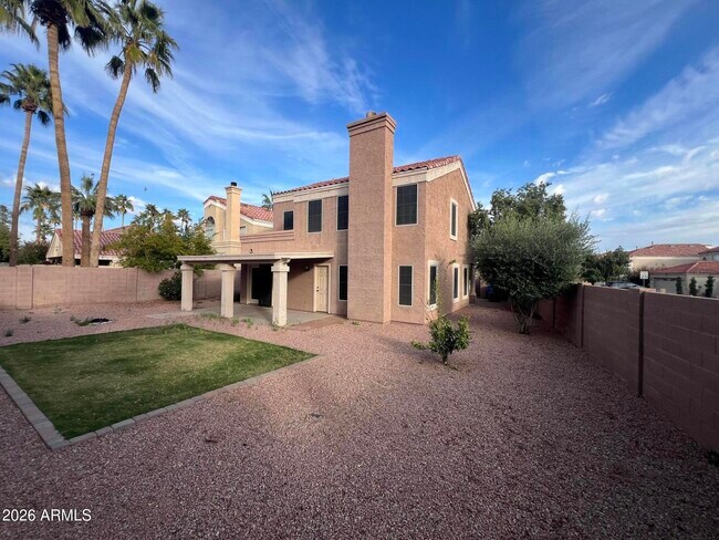 Building Photo - 15858 S 33rd Pl