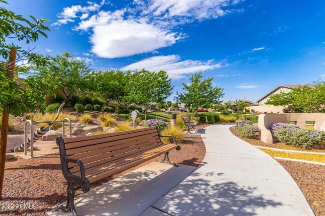 Building Photo - 13784 W Sarano Terrace