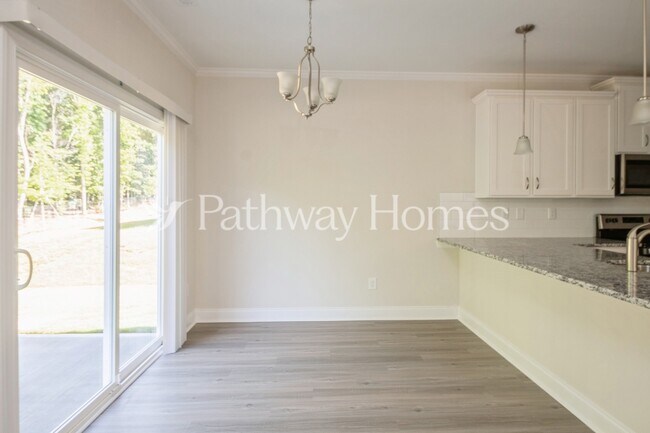 Building Photo - 173 Brixham Lp