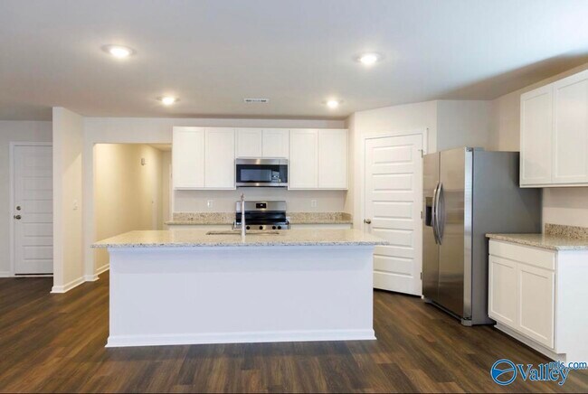 Building Photo - 398 Jackson Pt Cir