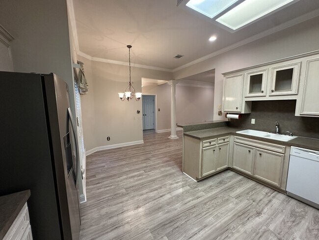 Building Photo - 9514 Rose Hollow Ln