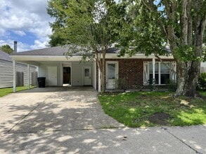 Building Photo - 11151 Stanley Aubin Pl