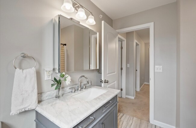 Building Photo - 38 Perham St