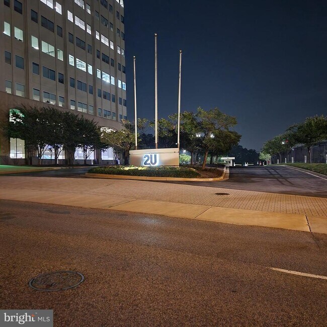 Building Photo - 4126 Hanson Oaks Dr