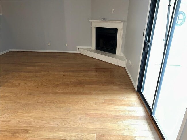 Building Photo - 6042 WinterGreen Rd NW