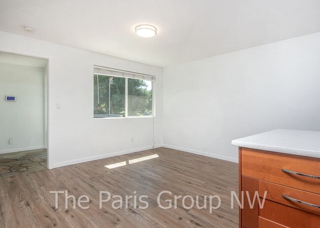 Building Photo - Lg Modern Midcentury on Thornton Creek * A...
