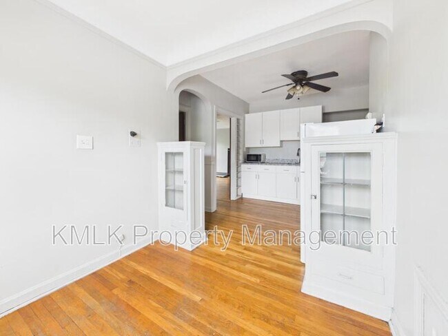 Building Photo - 1346 Kenilworth Ave