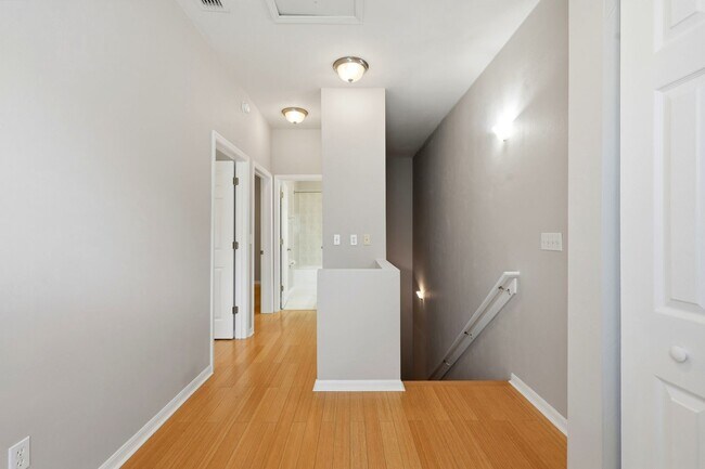 Building Photo - 162 SW 145th Dr