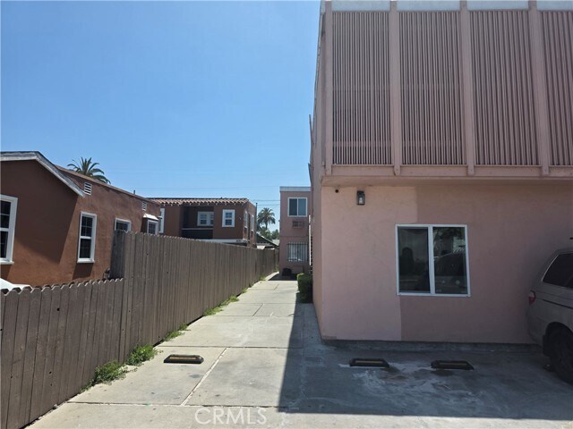 Building Photo - 2672 Redondo Blvd