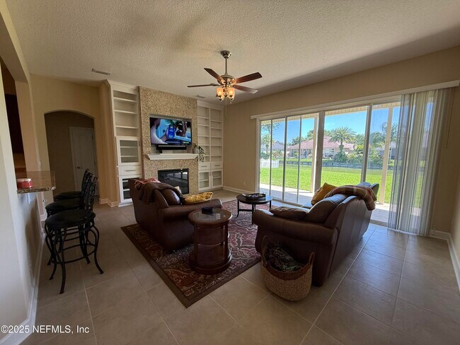 Building Photo - 4786 Yacht Ct