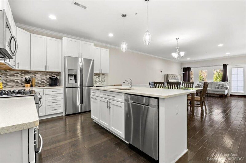Building Photo - 5570 Arbor Chase Dr
