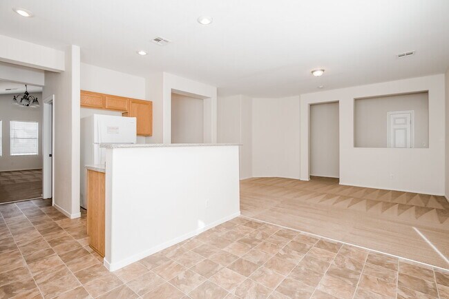 Building Photo - 4924 White Jade St