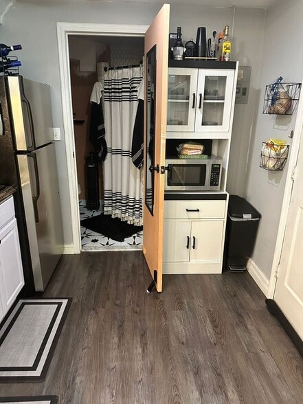 Building Photo - 315 Mt Eden Pkwy