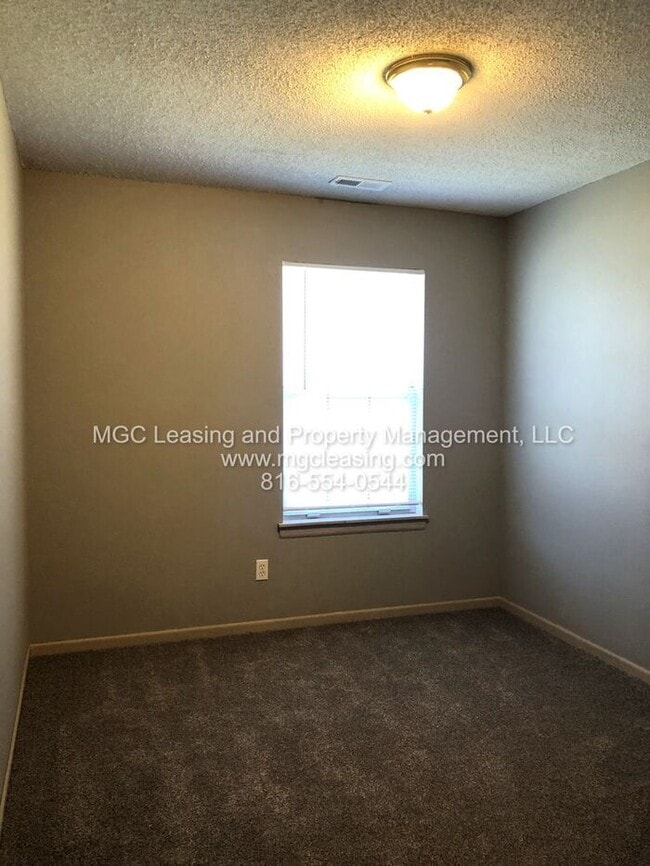 Building Photo - SOUTH GARDEN TOWNHOMES