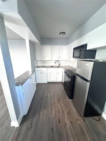 Building Photo - 1417 Bennett Ave