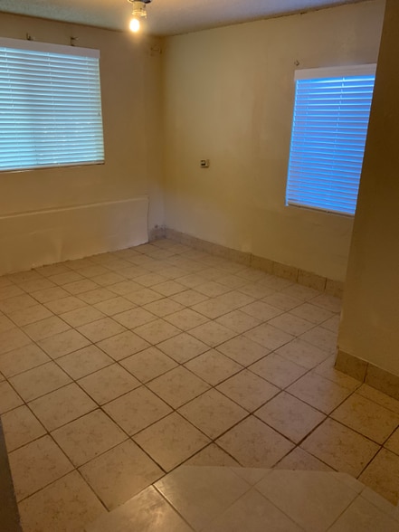 Building Photo - 15750 Fellowship St