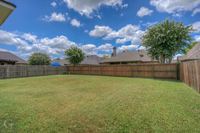 Building Photo - 609 Toulouse Ct