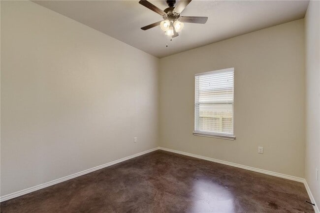 Building Photo - 467 Jack Rabbit Ln