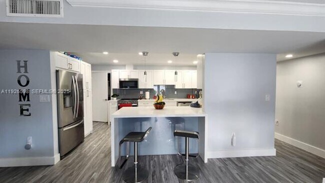 Building Photo - 11521 SW 80th Terrace