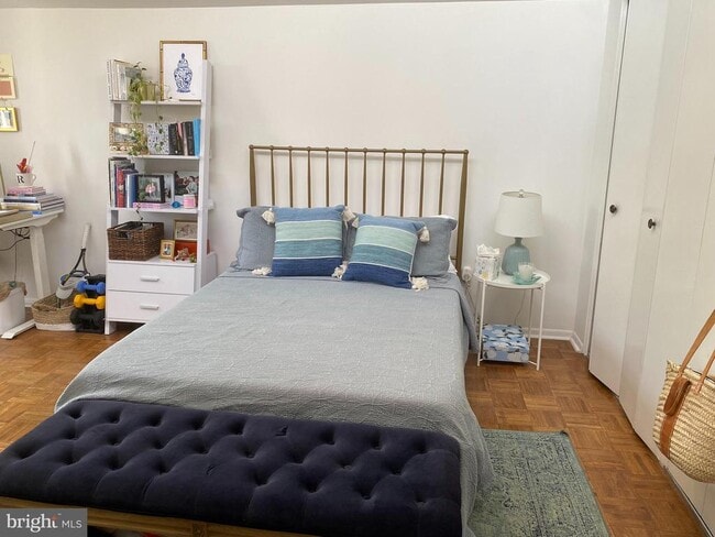 Building Photo - 501 Spruce St