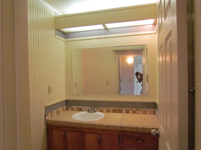 Building Photo - 6241 Riverside Blvd