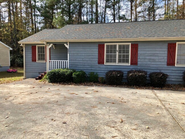 Primary Photo - 913 Old Summerville Rd NW