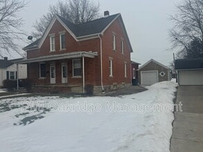 Building Photo - 172 S Hanover St