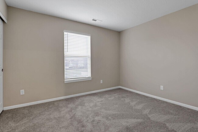 Building Photo - 7449 Sugarbark Dr