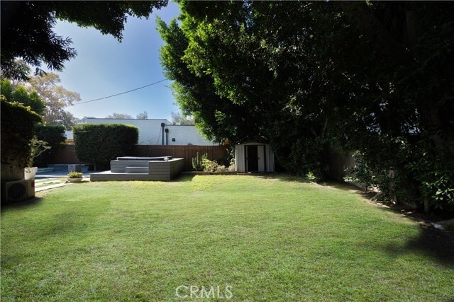 Building Photo - 11049 Blix St