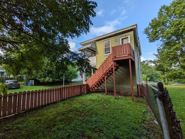 Building Photo - 3620 Grenada St