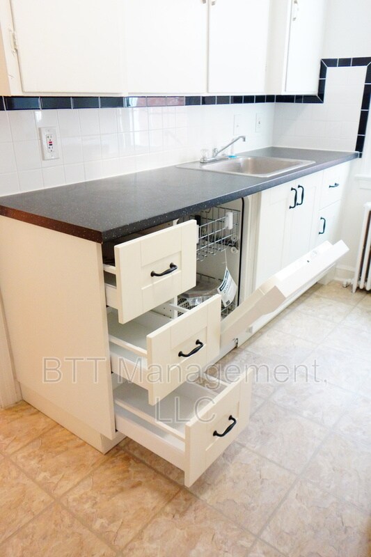 Building Photo - 812 Greenwood Cir