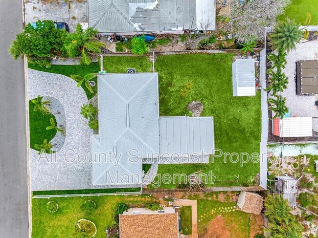 Building Photo - 540 80th Ave