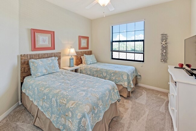 Building Photo - Available from Jun 1st as a furnished annual 2BR/2BA+Den Condo in Treviso Bay!