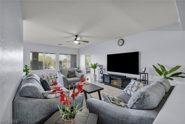 Building Photo - 3787 Budenny Dr