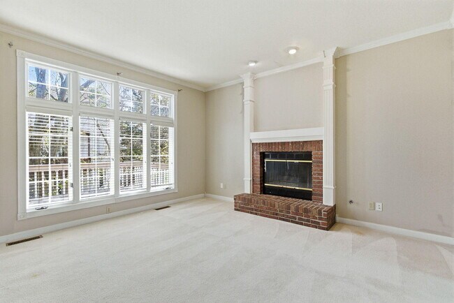 Building Photo - 1110 Brookedale Ct