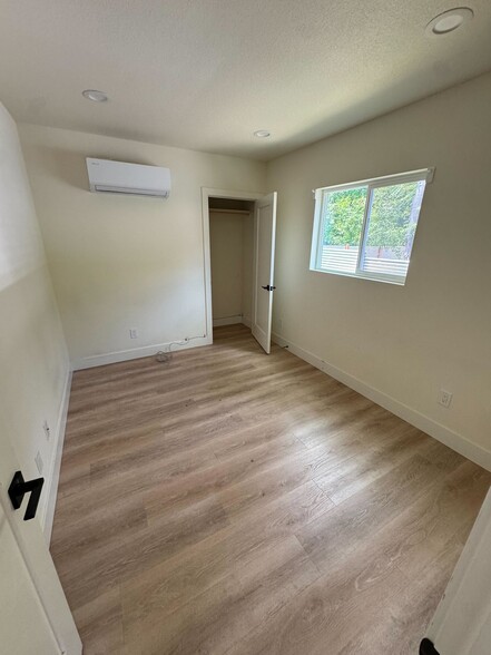 Building Photo - 804 Yuba St