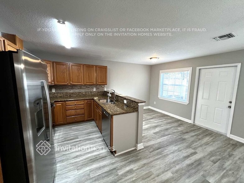 Building Photo - 148 Carol Susan Ln