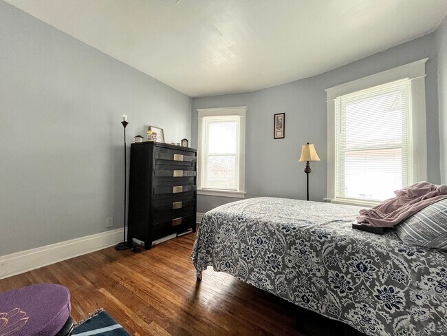 Building Photo - 497 Colvin Ave