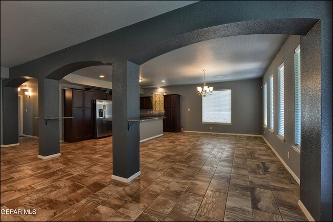 Building Photo - 6560 McFarland Ave