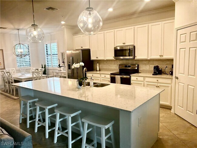 Building Photo - 17271 Cherrywood Ct