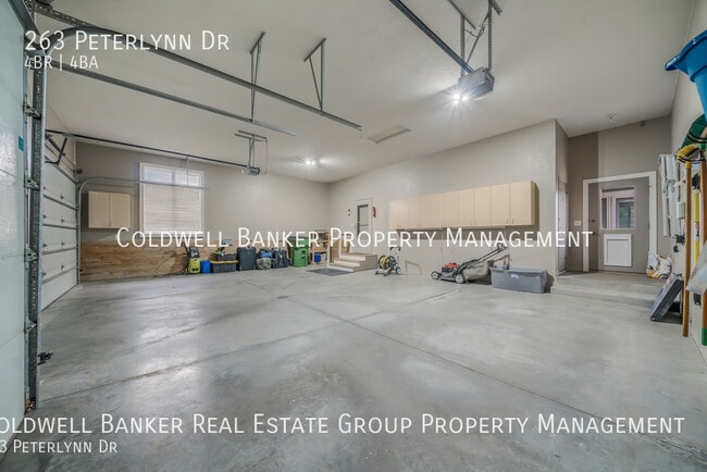 Building Photo - 263 Peterlynn Dr