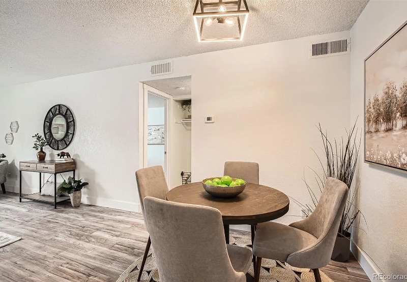 Building Photo - 10211 Ura Ln