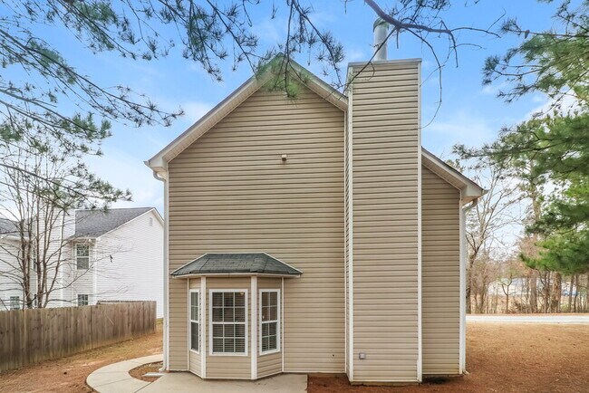 Building Photo - 5701 Castlebrook Dr