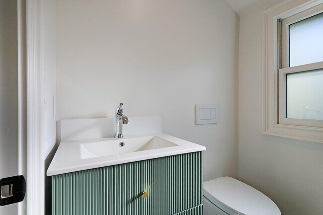 Building Photo - 123 Wilder Ave