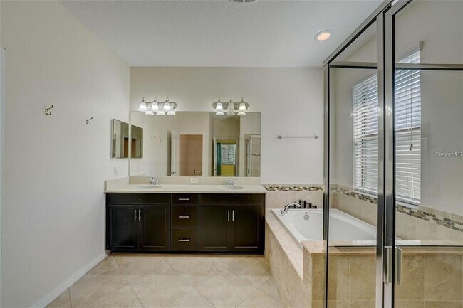 Building Photo - 11710 Albatross Ln