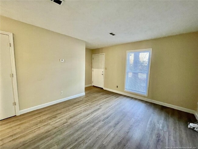 Building Photo - 5846 Aftonshire Dr