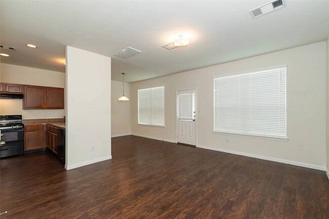 Building Photo - 14410 Acuna Ln